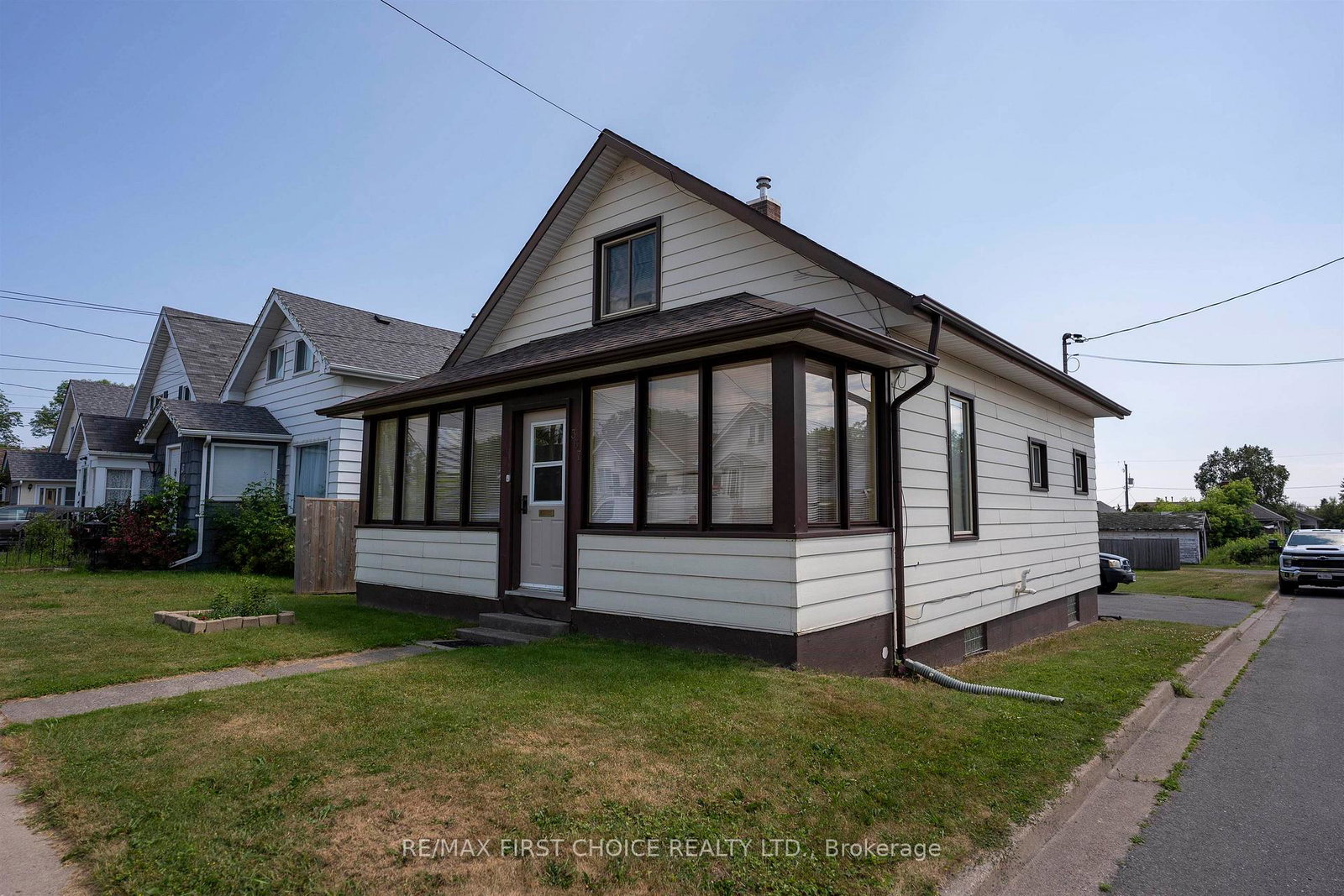 367-markland-street-thunder-bay-ontario-x13589456