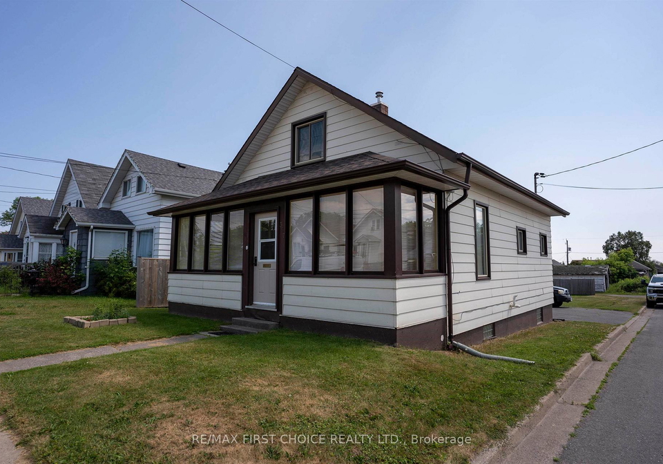 367-markland-street-thunder-bay-ontario-x13589456
