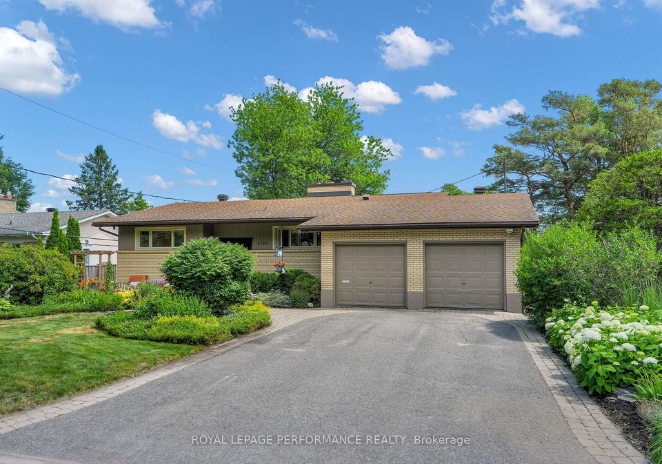 2321-hillary-avenue-ottawa-ontario-x13589504