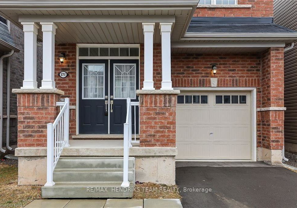 8791-sourgum-avenue-niagara-falls-ontario-x13589554