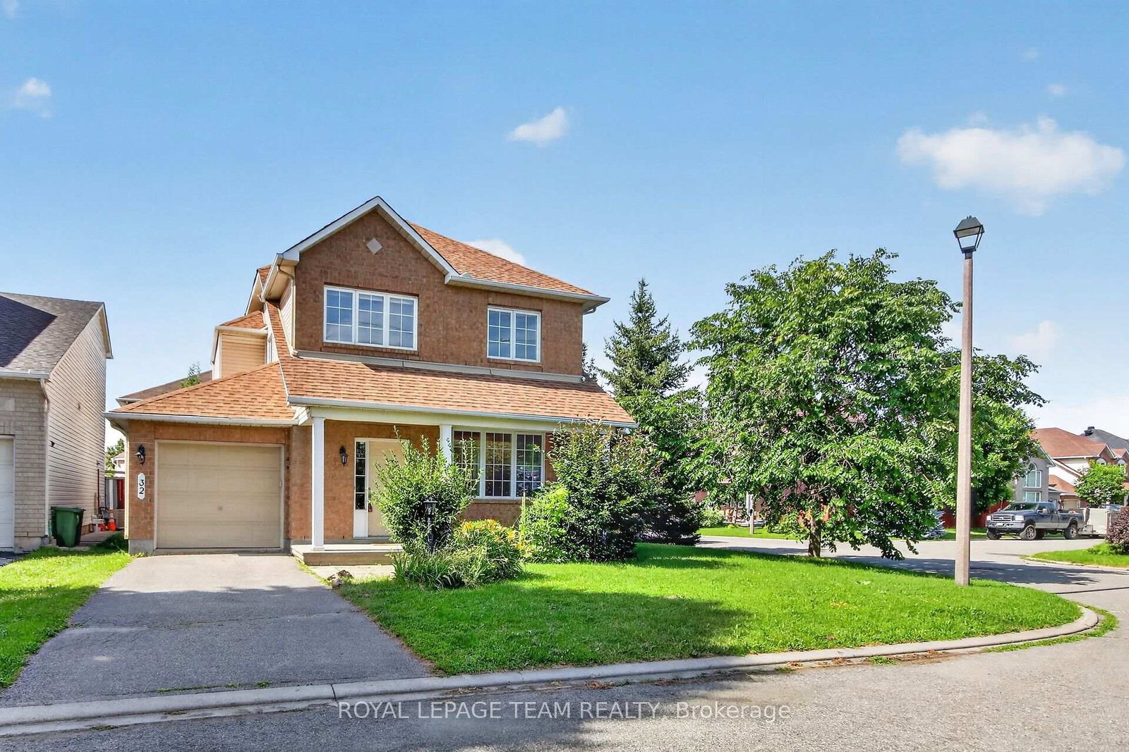 32-vistapointe-drive-ottawa-ontario-x13589738
