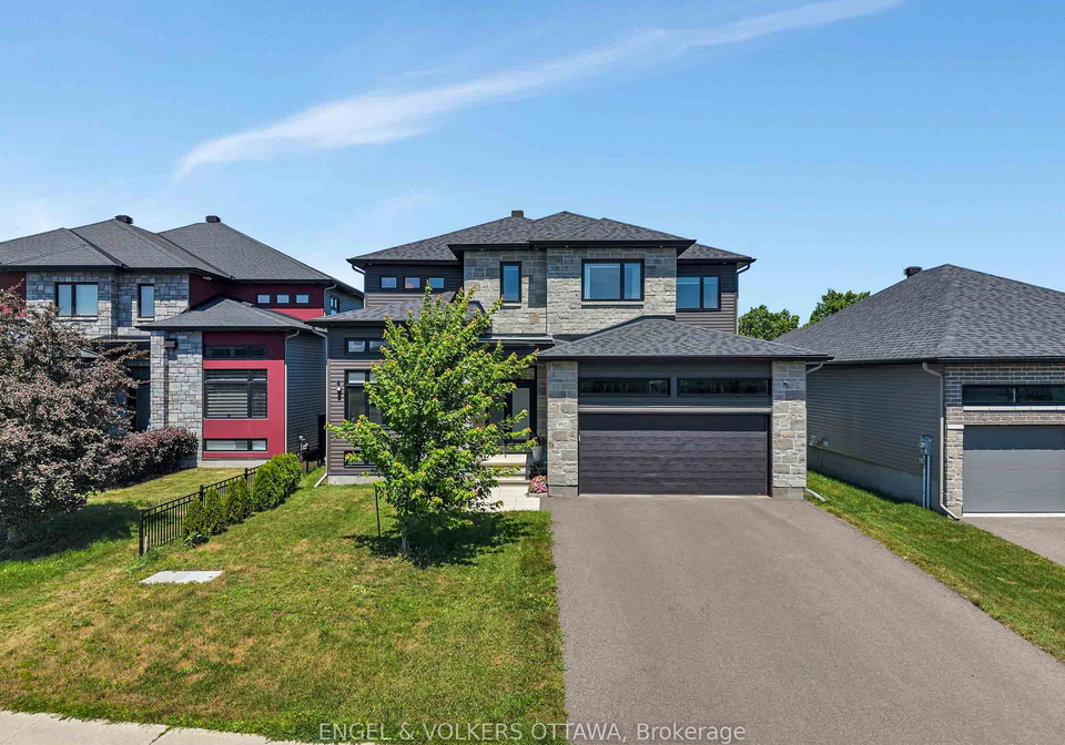 1082-docteur-corbeil-boulevard-clarence-rockland-ontario-x13589968