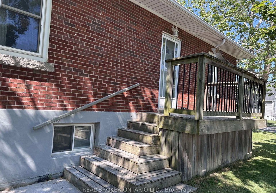311-wallace-avenue-s-welland-ontario-x13589994