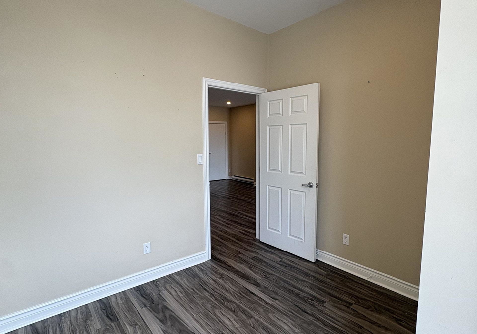46-queen-street-huron-kinloss-ontario-x13590120
