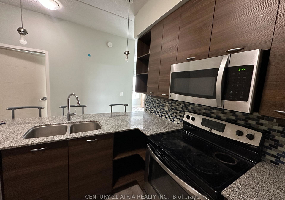 318-spruce-street-waterloo-ontario-x13590360