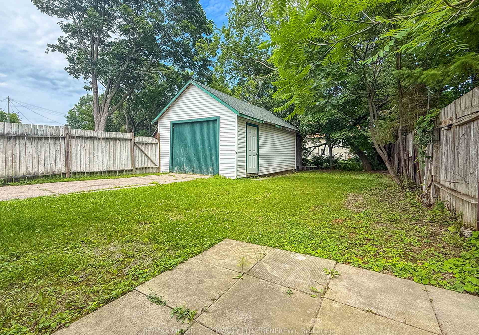 143-bonnechere-street-s-renfrew-ontario-x13590474