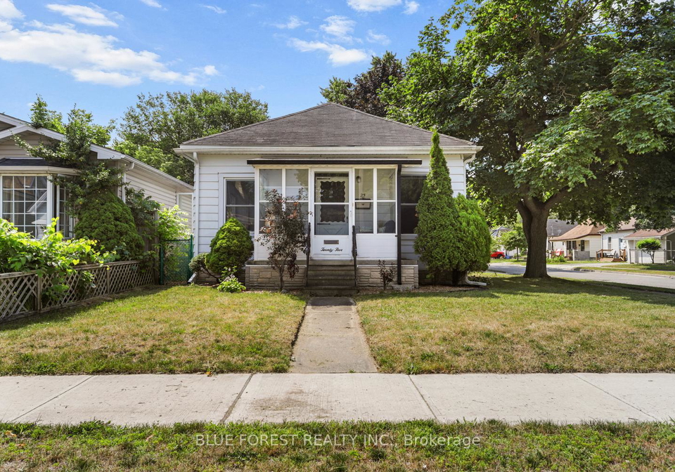 25-major-street-london-east-ontario-x13590484