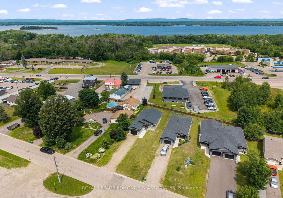 1313-blakely-crescent-pembroke-ontario-x13590588