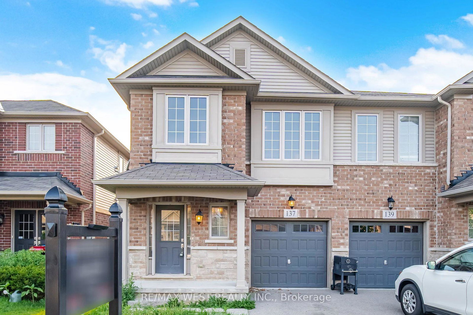 137-echovalley-drive-hamilton-ontario-x13590720
