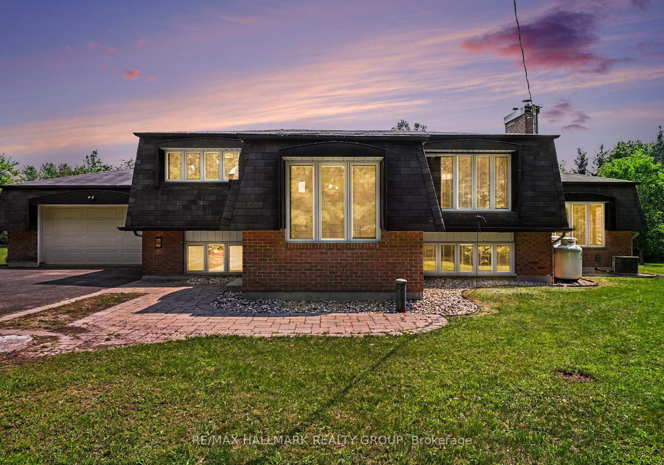 1851-ramsay-concession-12-road-mississippi-mills-ontario-x13590952