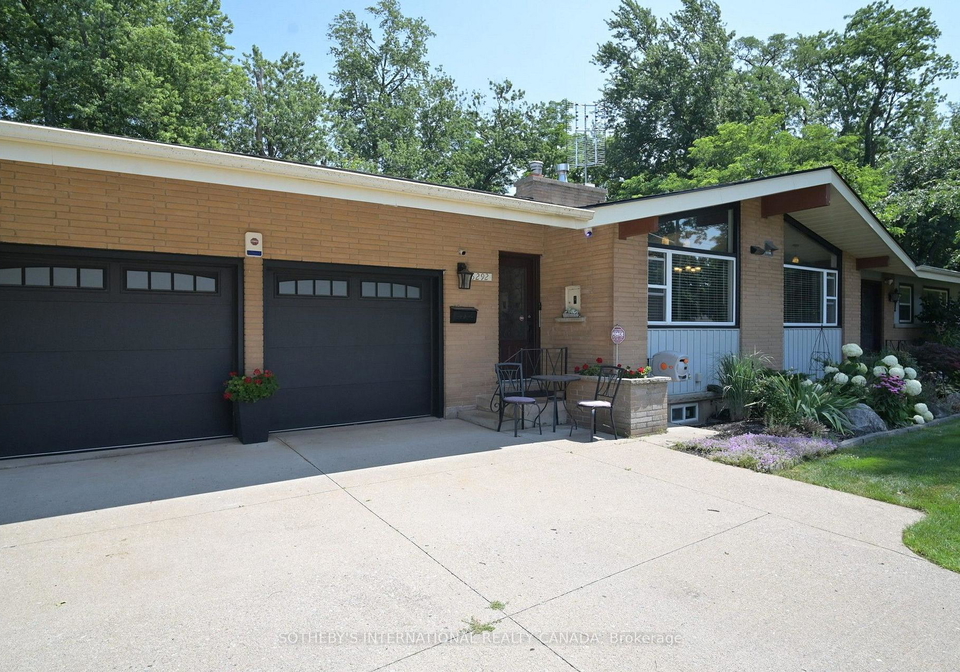 6292-brookfield-avenue-niagara-falls-ontario-x13590956