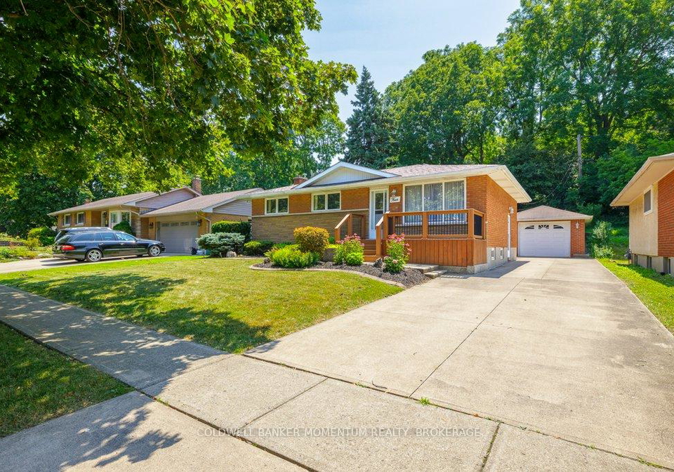 4-parkhill-road-st-catharines-ontario-x13590978