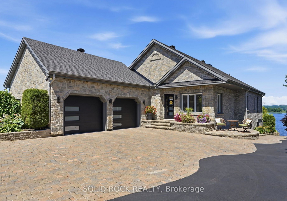 3835-old-highway-17-road-clarence-rockland-ontario-x13591020