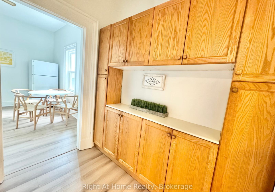 216-hatt-drive-hamilton-ontario-x13591048