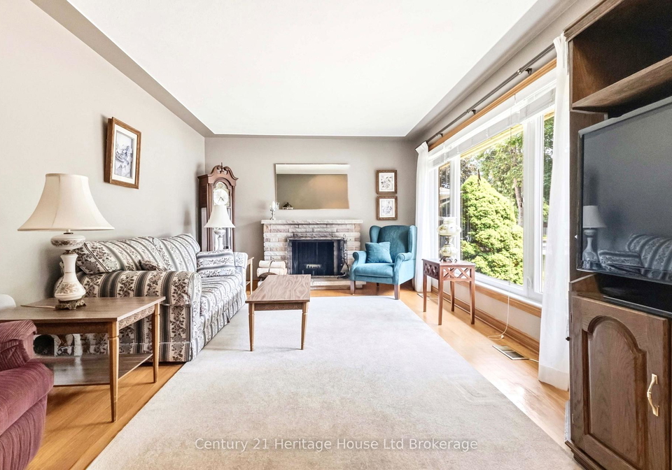 26-deveron-crescent-london-south-ontario-x13591430