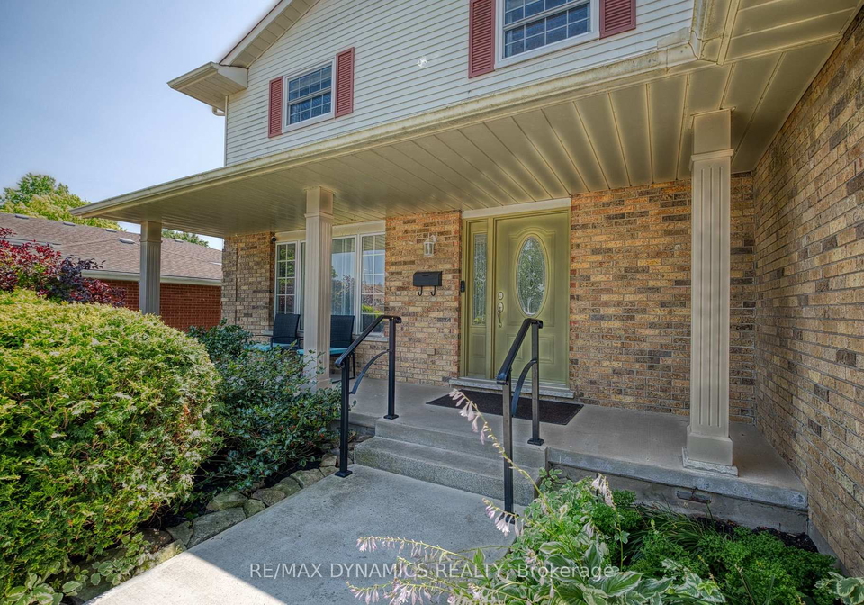 7362-s-woodgate-street-niagara-falls-ontario-x13591572