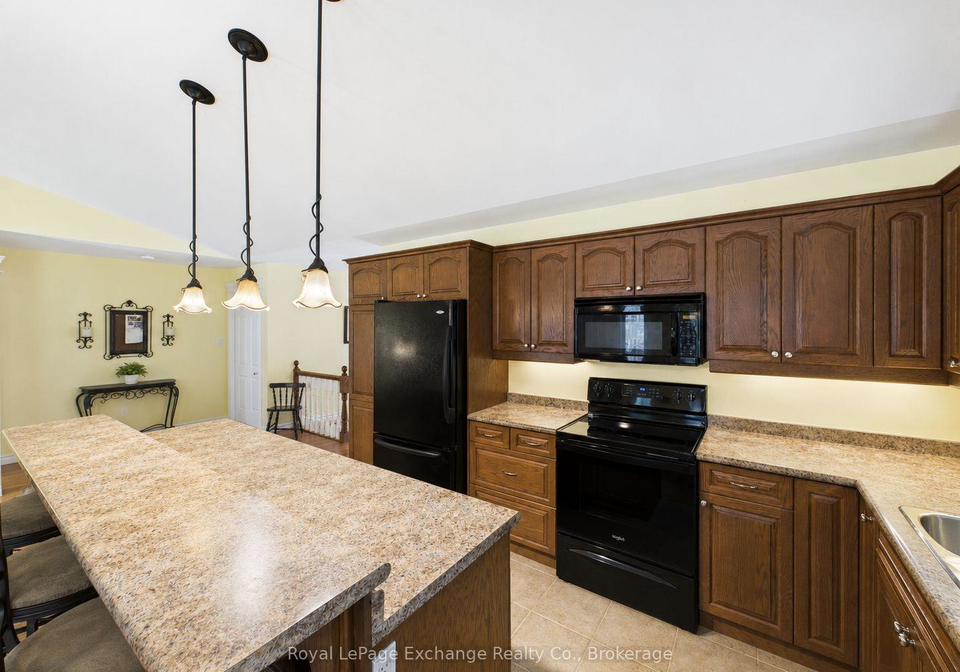 651-pipers-court-kincardine-ontario-x13591620