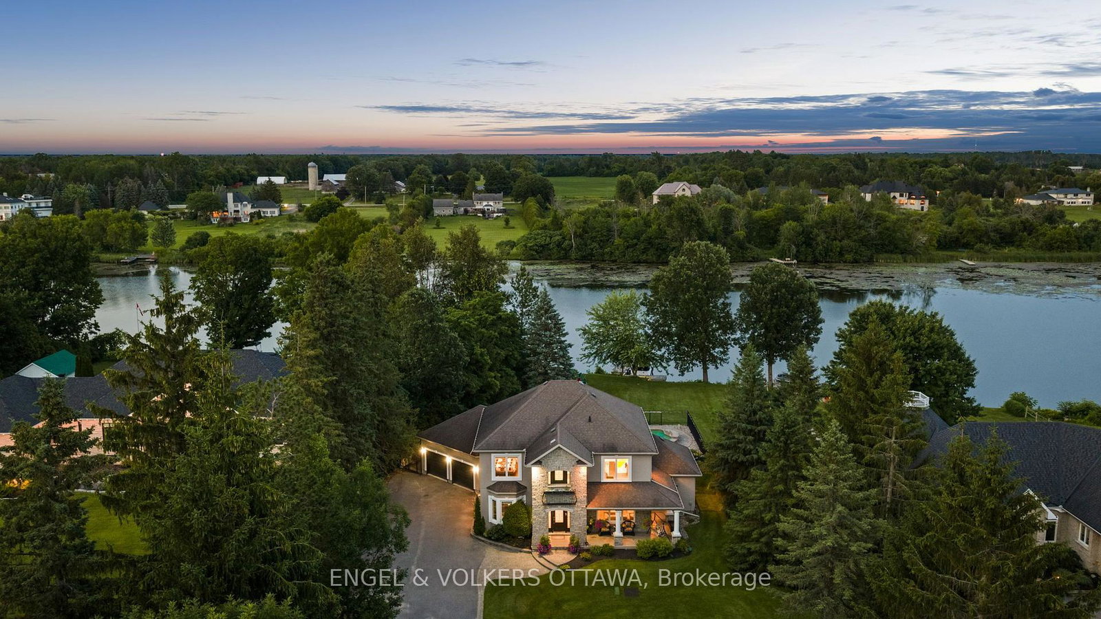 5833a-rideau-valley-drive-n-ottawa-ontario-x13591728