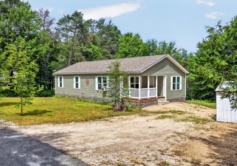 23-golf-lane-strong-ontario-x13591806