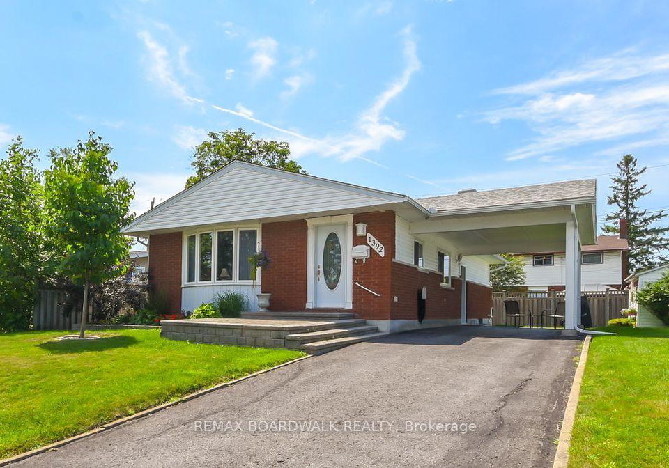 1392-chartrand-avenue-ottawa-ontario-x13591832