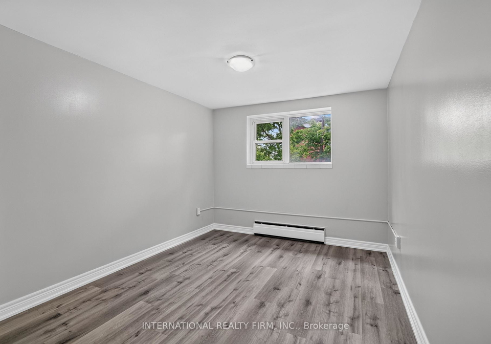 93-high-street-london-south-ontario-x13591836