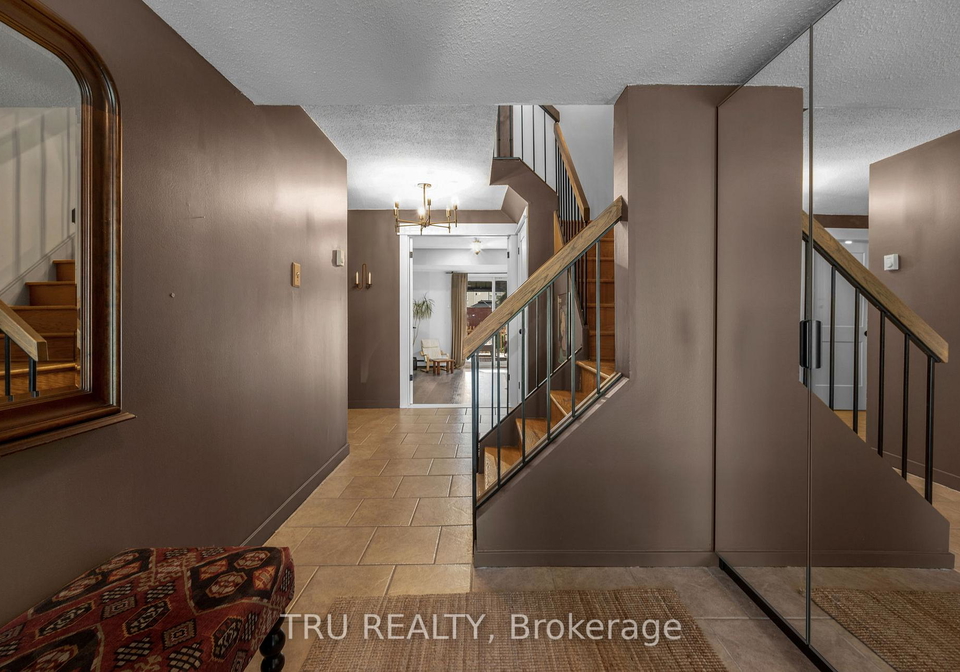270-dalehurst-drive-ottawa-ontario-x13591878