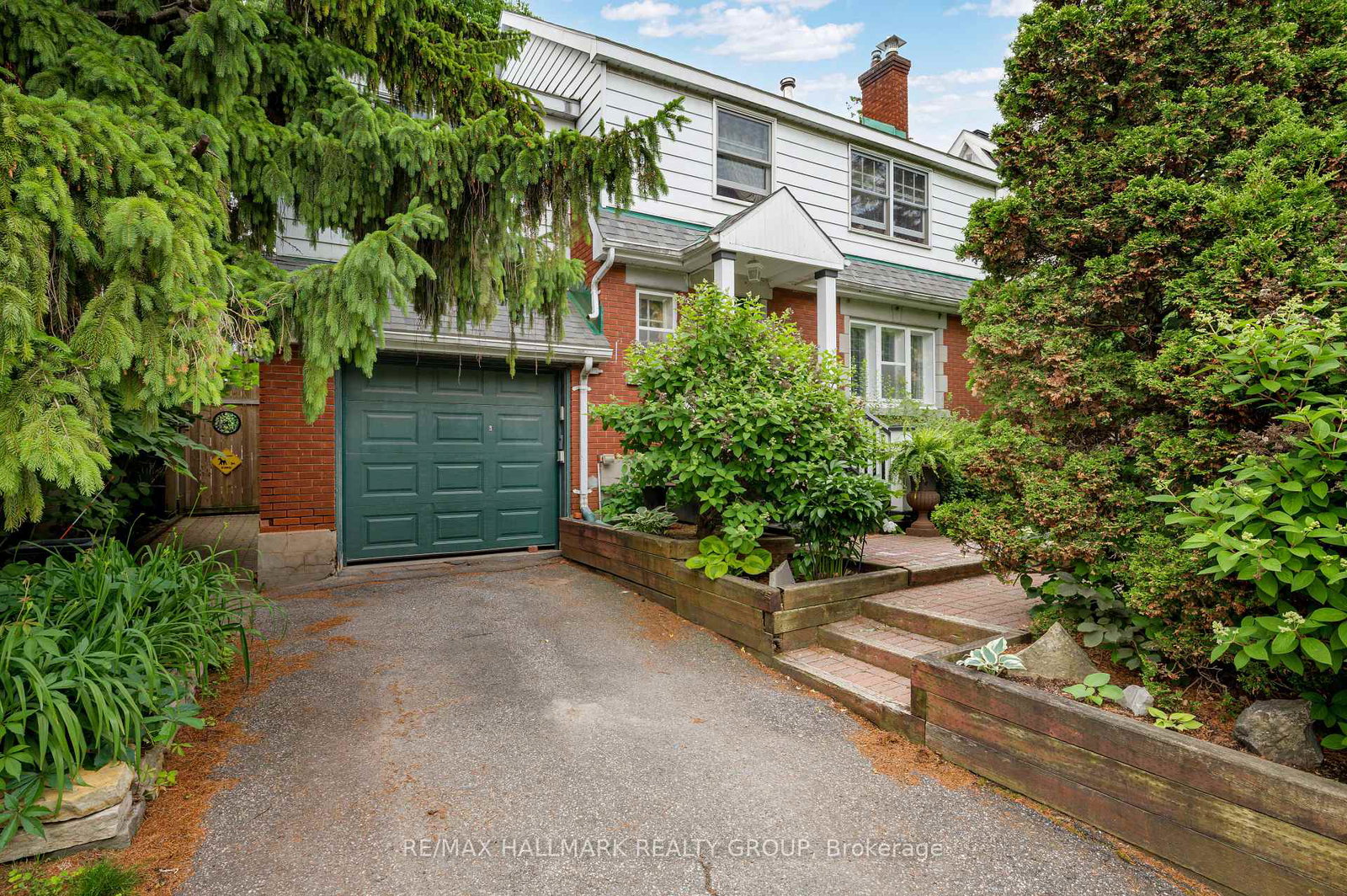 8-ruskin-street-ottawa-ontario-x13592040
