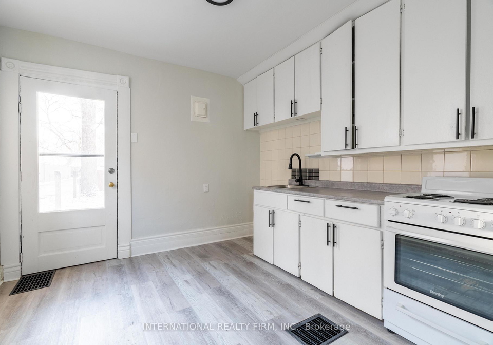 221-hamilton-road-e-london-east-ontario-x13592042