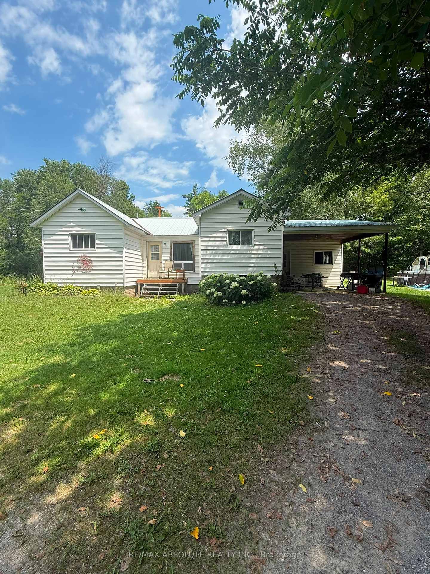 1212-foy-road-admastonbromley-ontario-x13592148