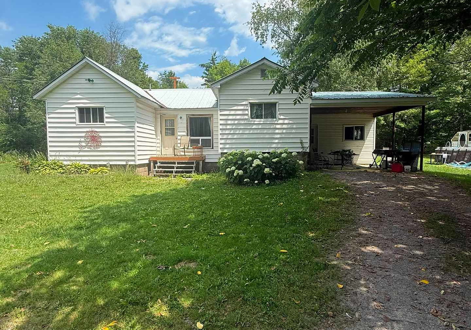 1212-foy-road-admastonbromley-ontario-x13592148
