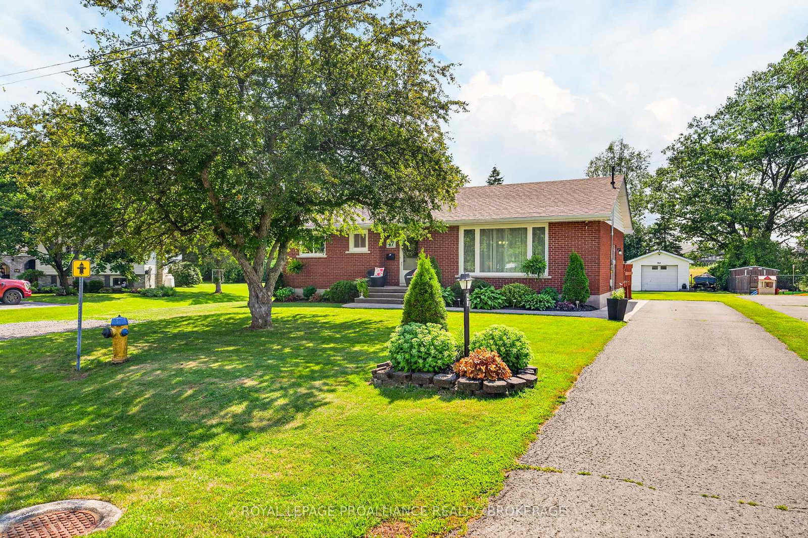 47-riverview-drive-greater-napanee-ontario-x13592162