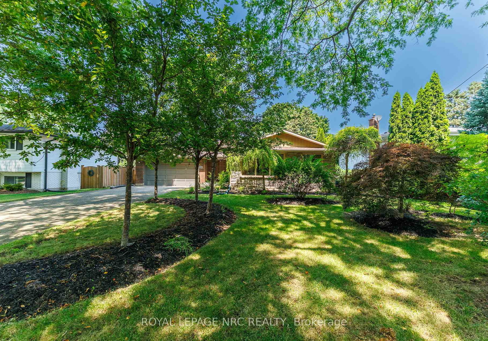 15-black-friars-road-st-catharines-ontario-x13592194