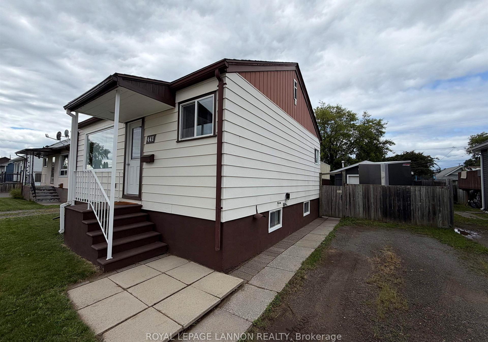 441-christina-street-e-thunder-bay-ontario-x13592308