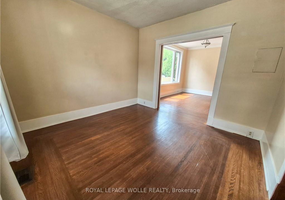 408-wellington-street-n-kitchener-ontario-x13592392