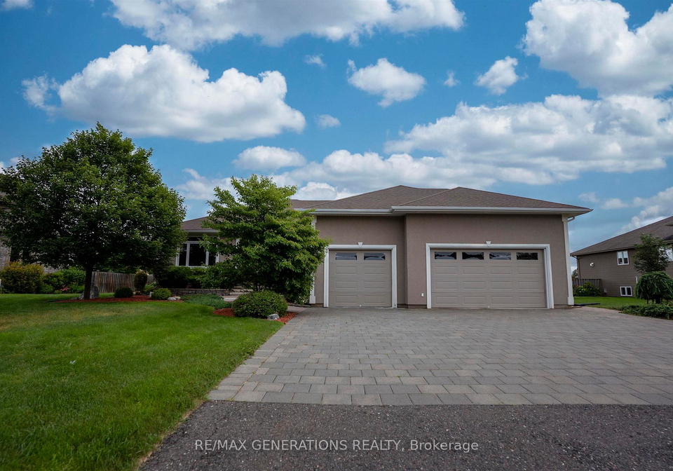 1106-mahogany-place-thunder-bay-ontario-x13592402
