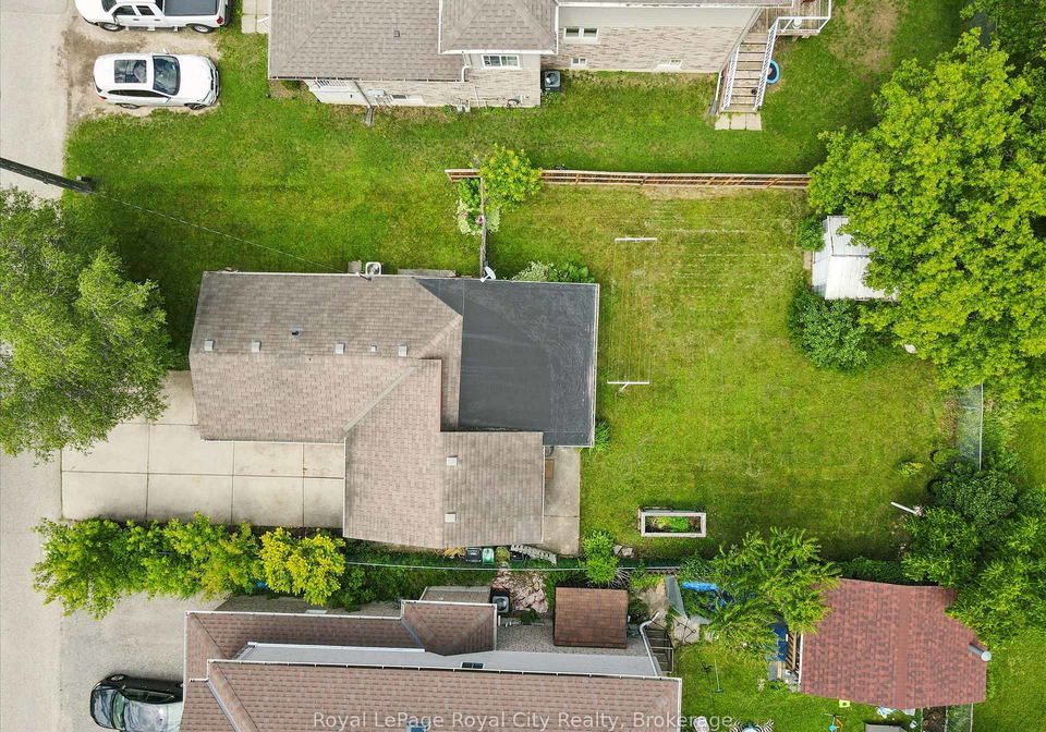 10-macville-avenue-kitchener-ontario-x13592478