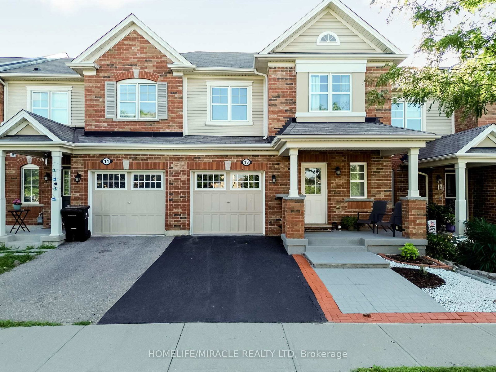 13-arbourview-crescent-kitchener-ontario-x13592530