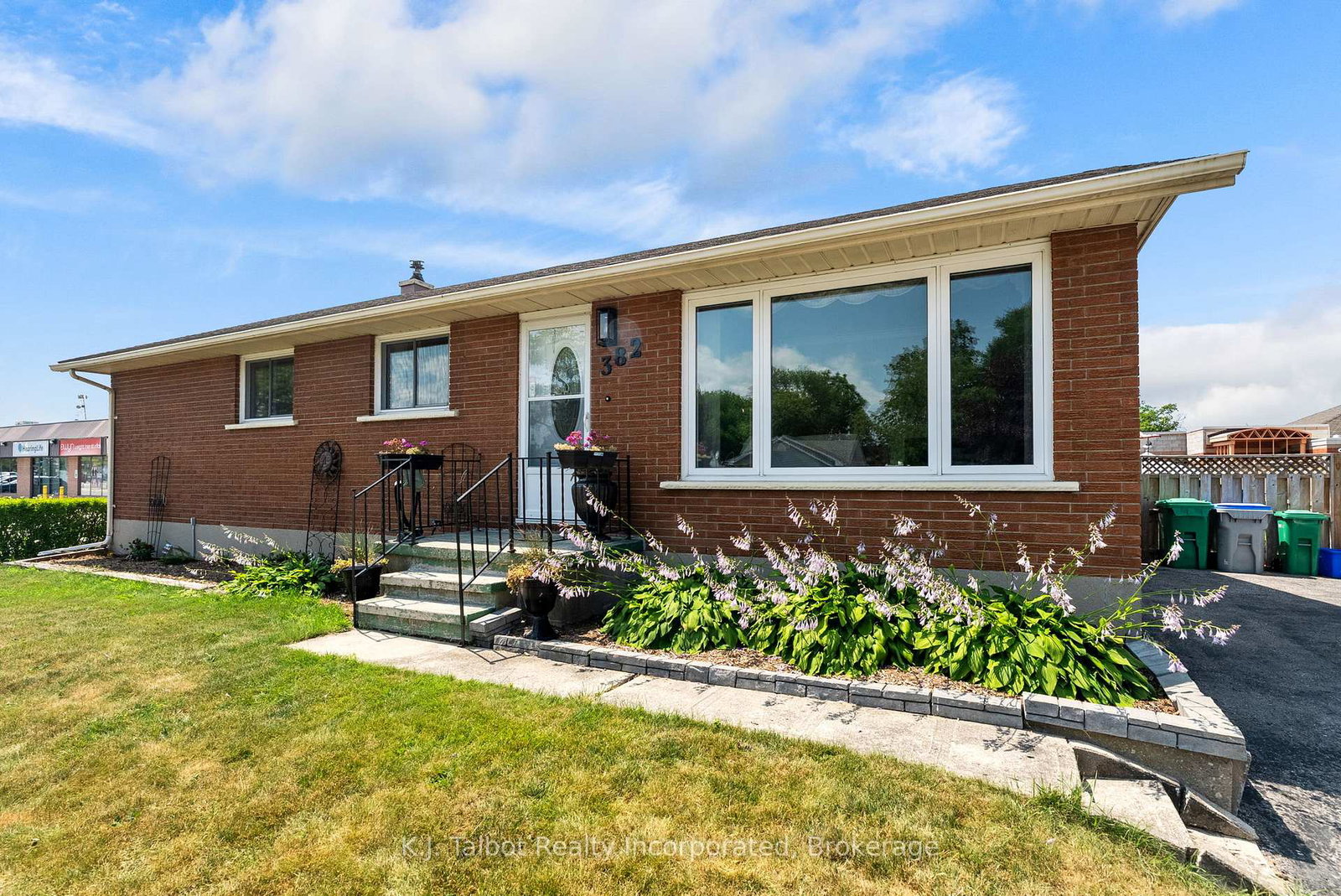 382-huron-road-goderich-ontario-x13592726