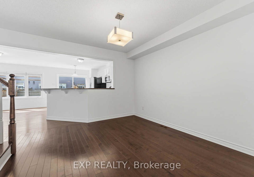 82-buffalograss-crescent-ottawa-ontario-x13592854