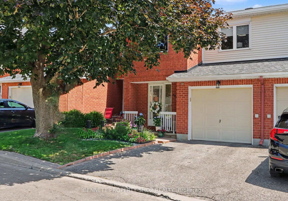 2-maple-ridge-crescent-ottawa-ontario-x13592868