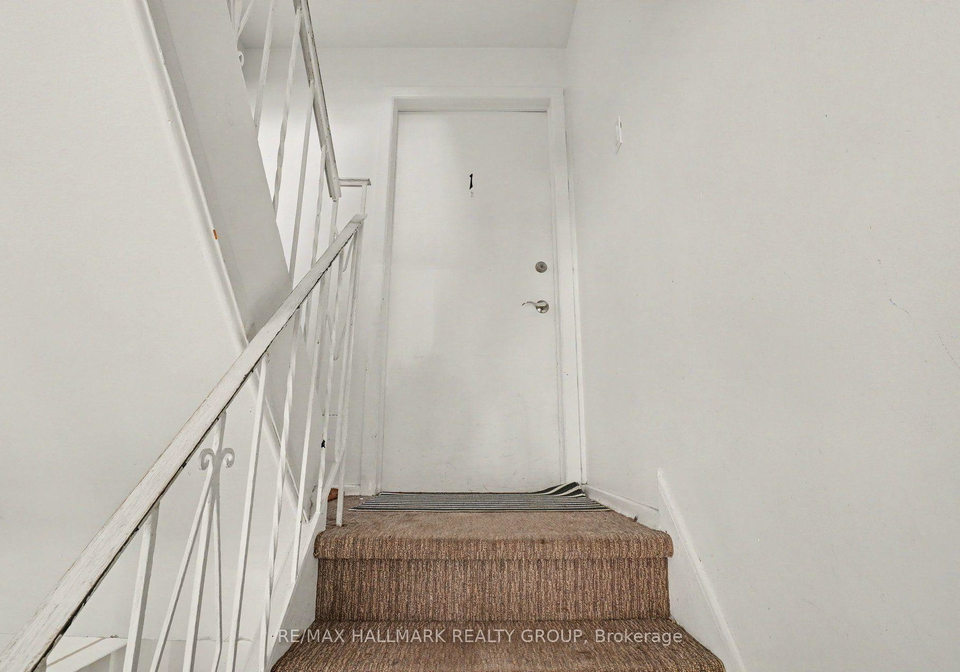 657-golden-avenue-ottawa-ontario-x13592890