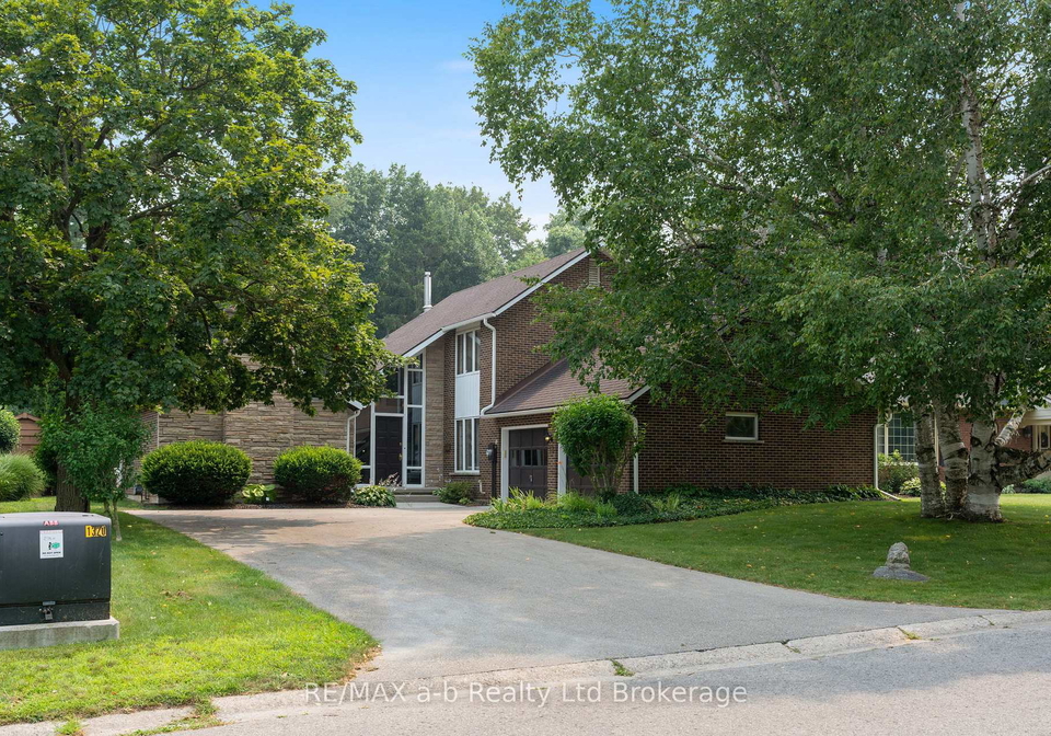 13-segal-drive-tillsonburg-ontario-x13593238