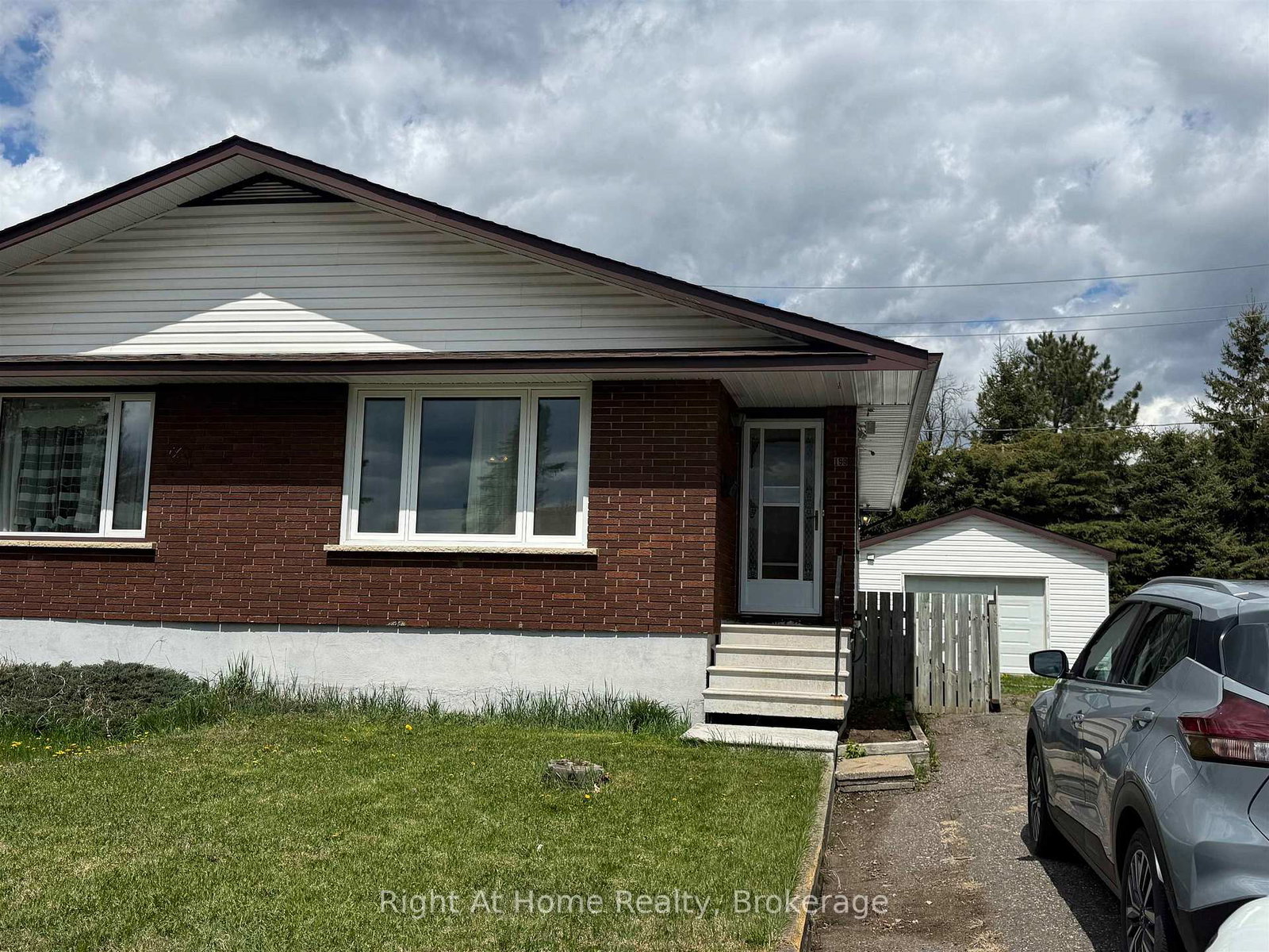 199-limbrick-thunder-bay-ontario-x13593388