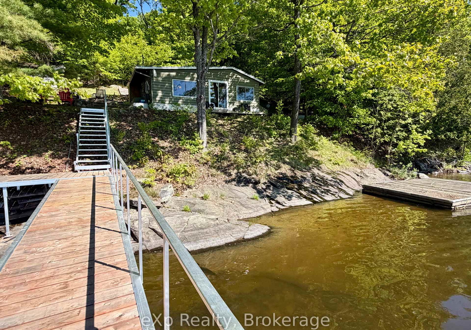 1082-cowan-park-road-muskoka-lakes-ontario-x13593548