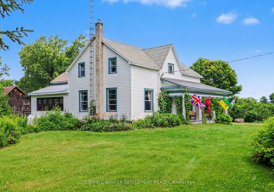 3092-drummond-con-8a-road-drummondnorth-elmsley-ontario-x13593588
