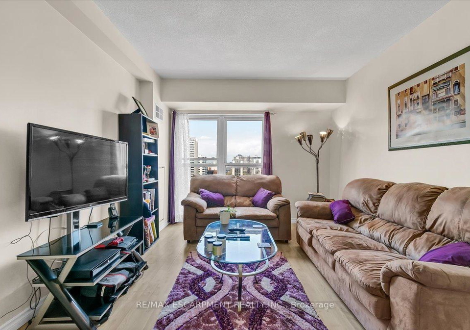 135-james-street-s-hamilton-ontario-x13593628