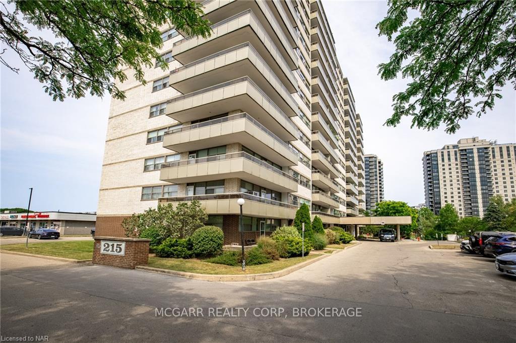 215-glenridge-avenue-e-st-catharines-ontario-x13593810