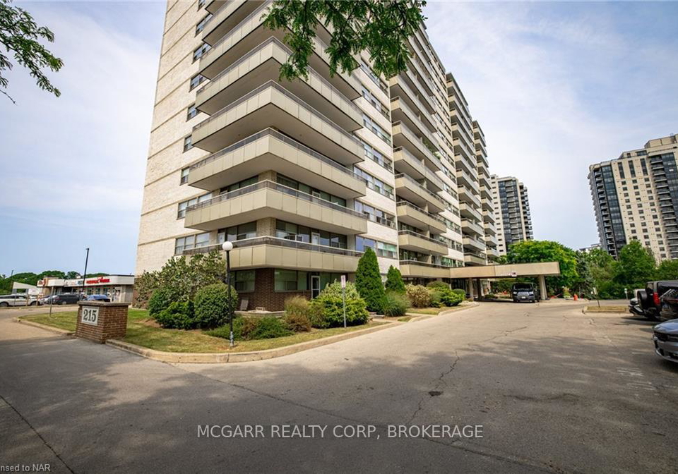 215-glenridge-avenue-e-st-catharines-ontario-x13593810