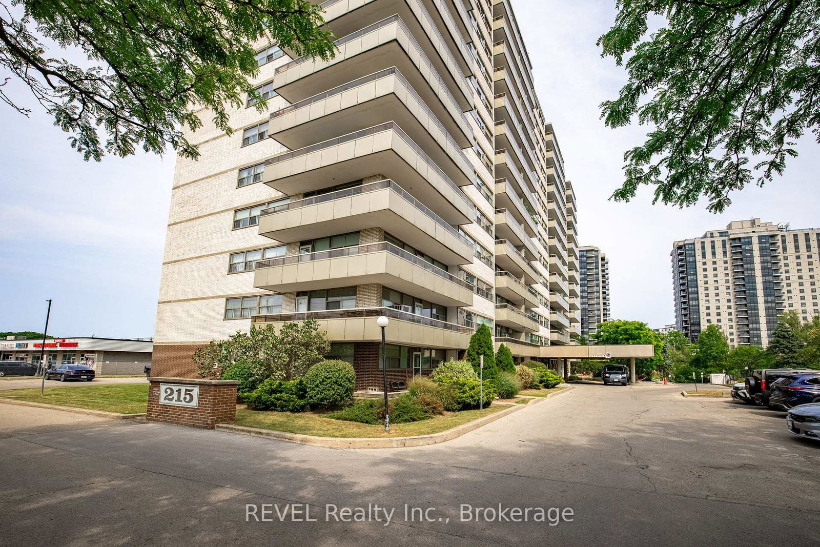 215-glenridge-avenue-st-catharines-ontario-x13593958