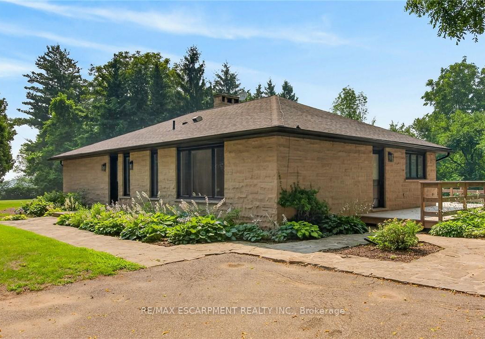 1376-mineral-springs-road-hamilton-ontario-x13594324